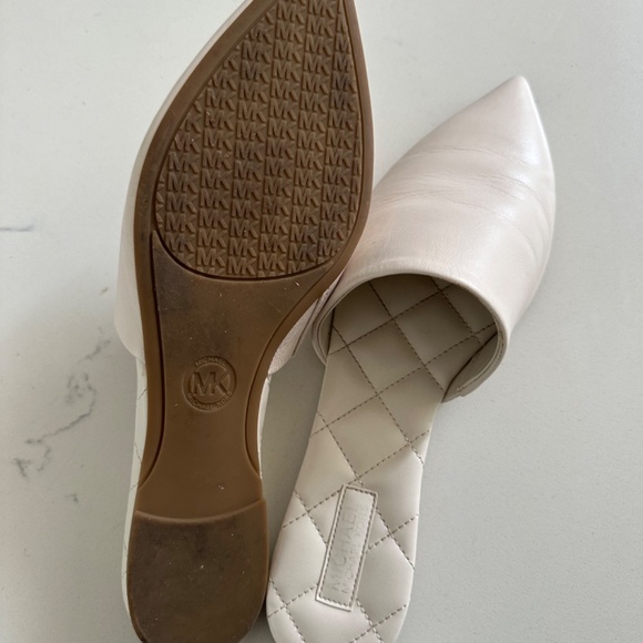 Michael Kors slides - Picture 4 of 8